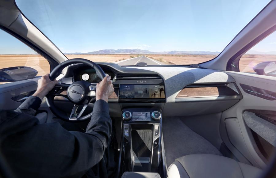 Интерьер Jaguar I-Pace Concept 2016 года  (фото 26 из 91)